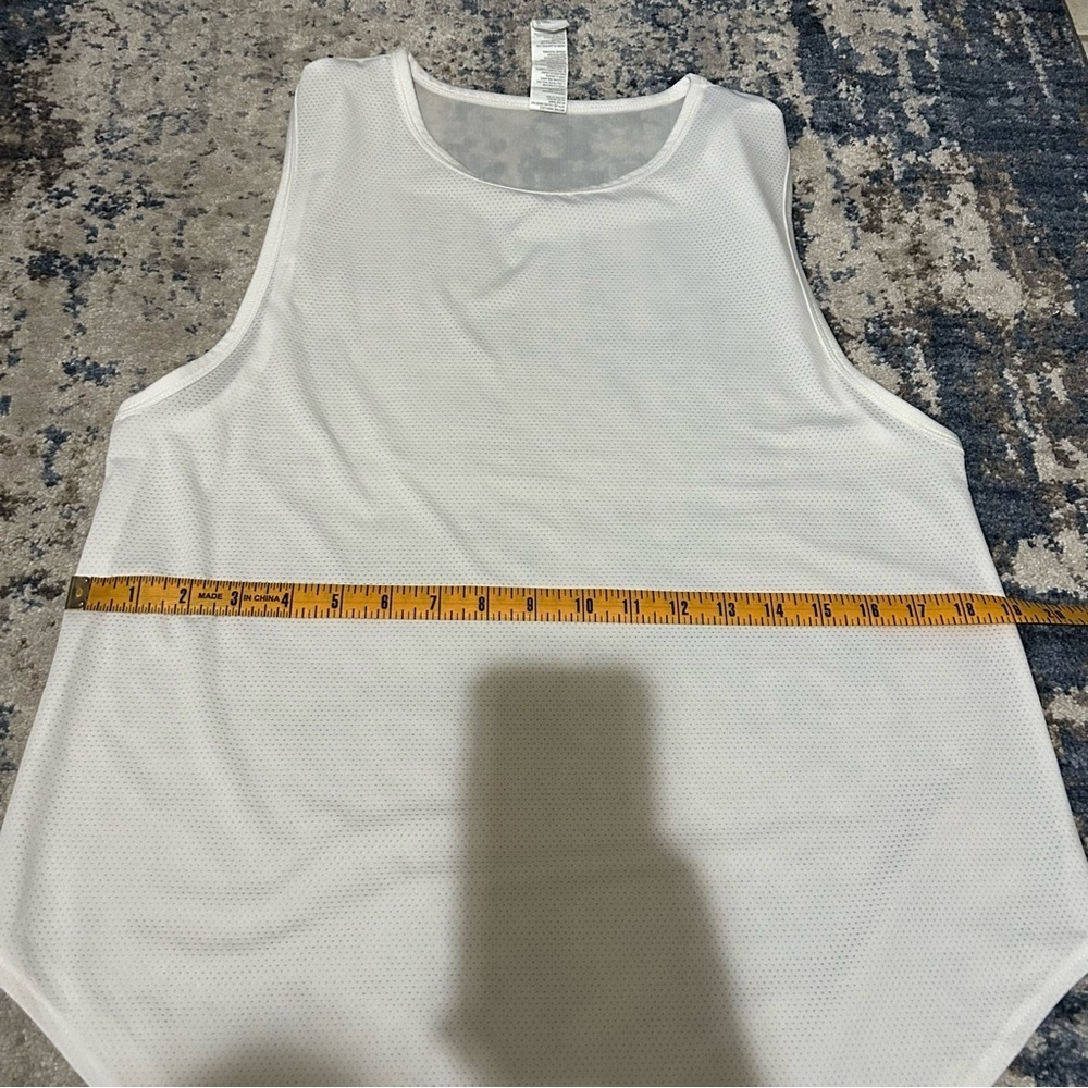 Fabletics White Mesh Muscle Tank Size Large - Picture 9 of 9